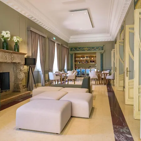 Hotel One
