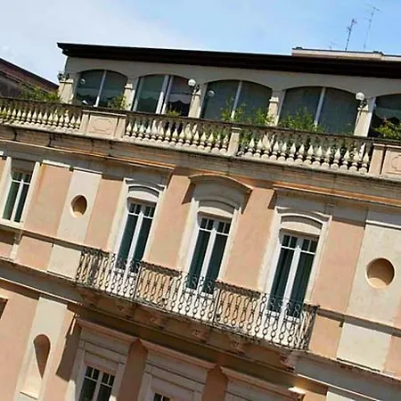 Hotel One Katánie
